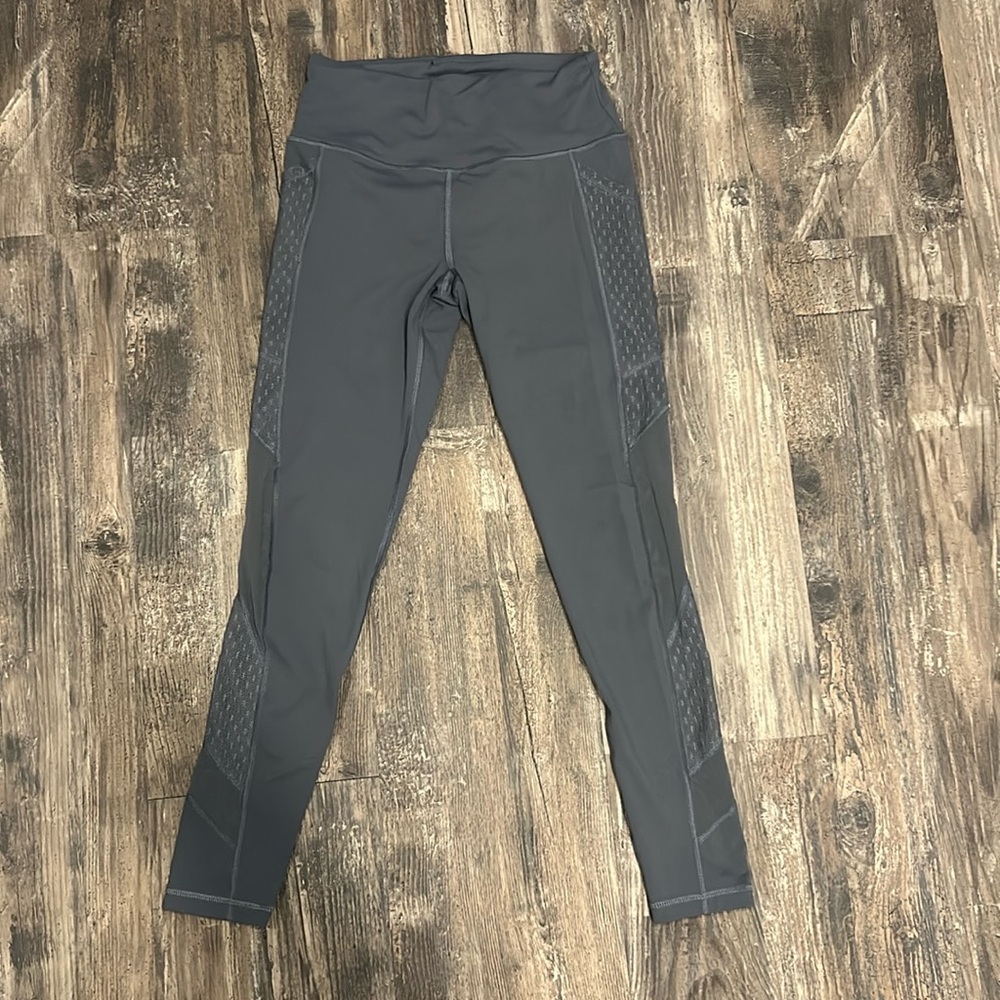 Victoria’s Secret workout leggings